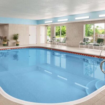 rapids radisson suites